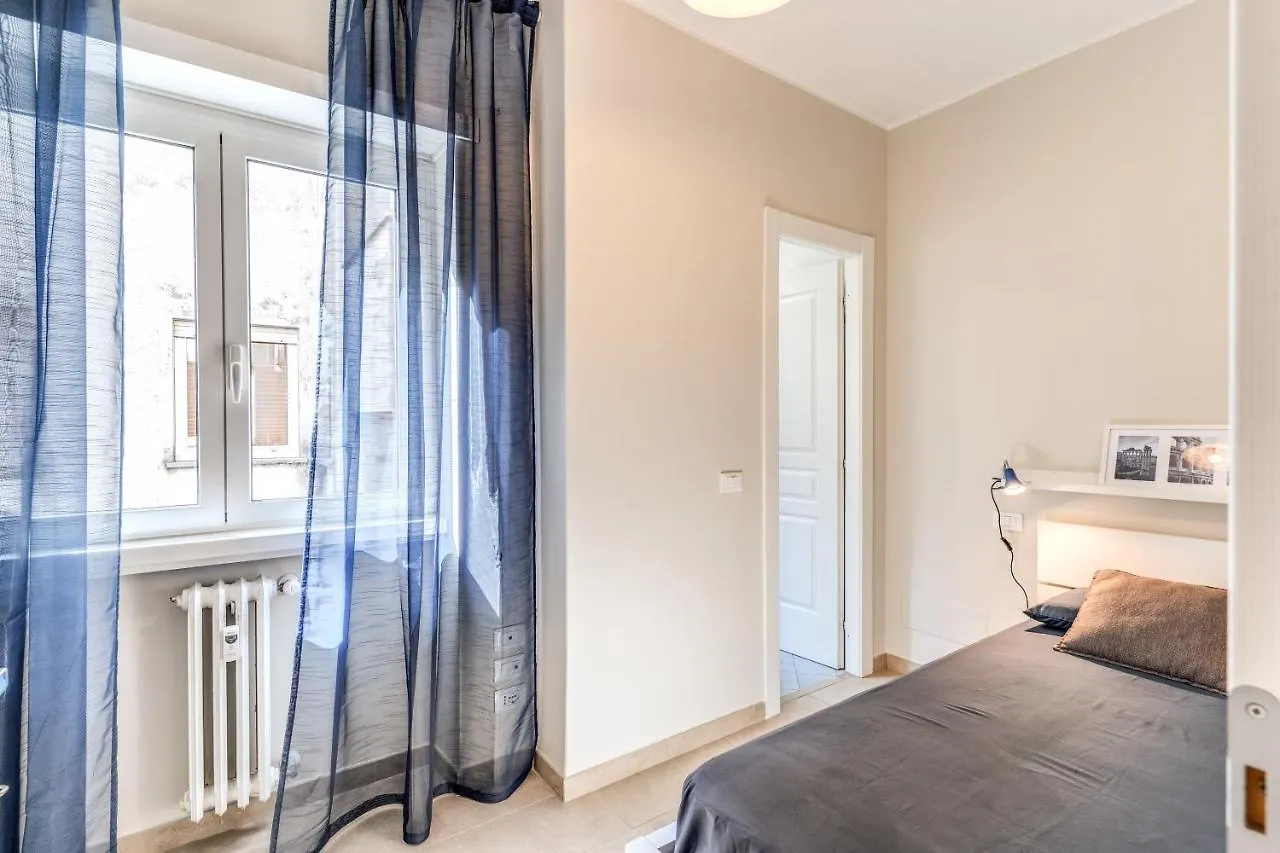 Holydom71 Apartman Róma