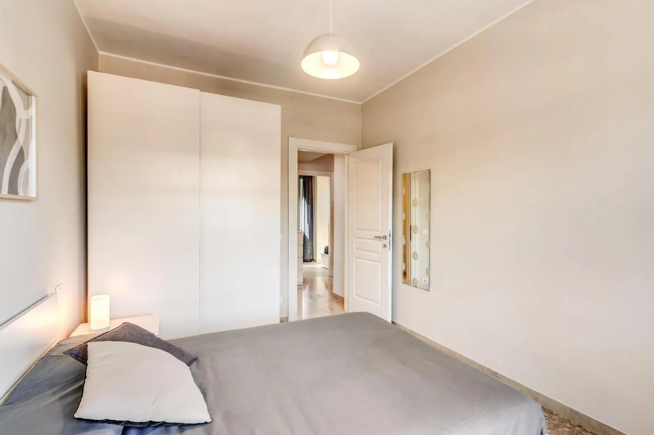 Holydom71 Apartman Róma