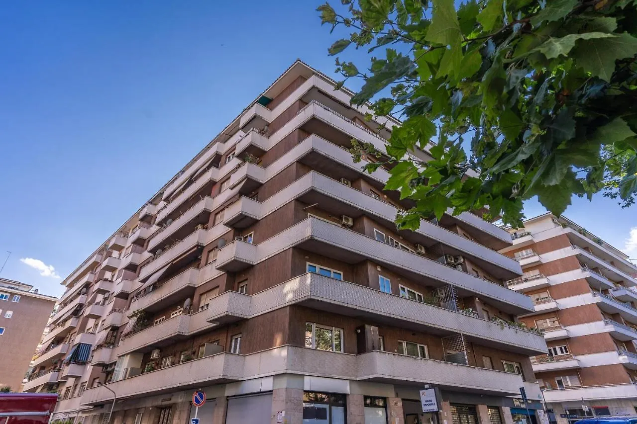 Holydom71 Apartman Róma