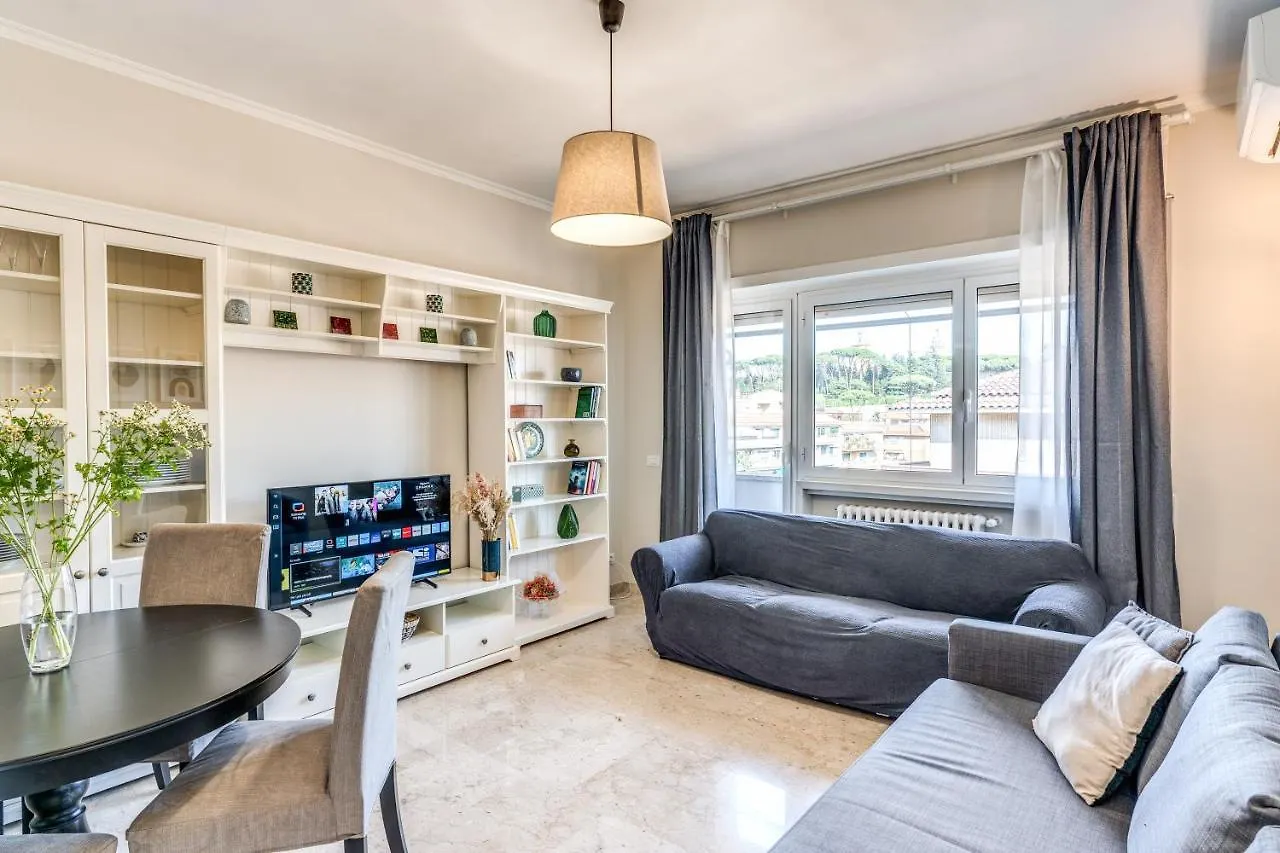 Holydom71 Apartman Róma