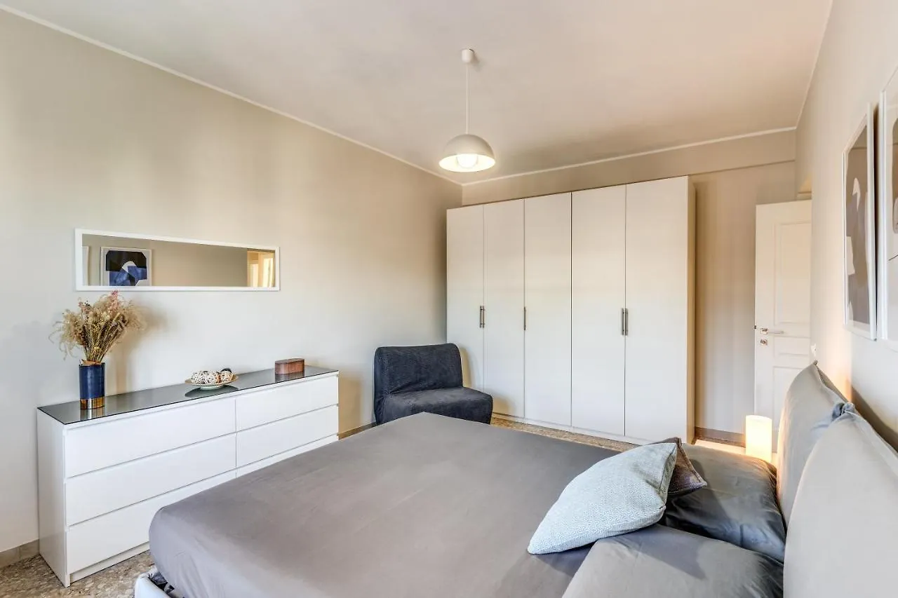 Holydom71 Apartman Róma 0*,
